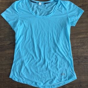 Under Armour workout top Size M